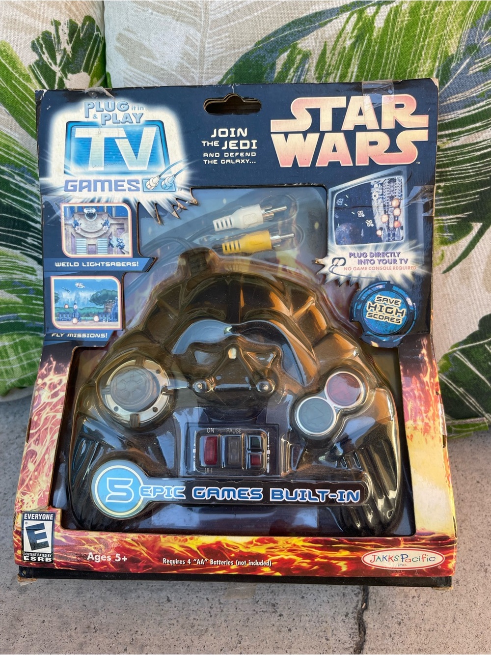 Star Wars Plug-and-Play TV Gamepad in Black and Gold by Jakks Pacific